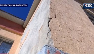 Жители Арыси жалуются на трещины в домах из-за взрывов боеприпасов