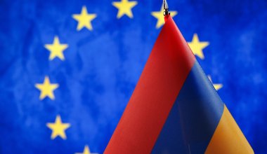 Армению призвали сделать окончательный выбор между ЕАЭС и Евросоюзом