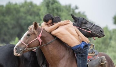 Казахстан взял первые два золота на Играх кочевников