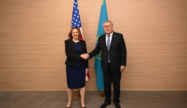 Тлеуберди встретился с послом США: раскрыта ключевая тема переговоров