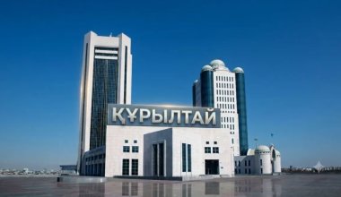 Право оппозиции: чем займутся в Курултае партии парламентского меньшинства