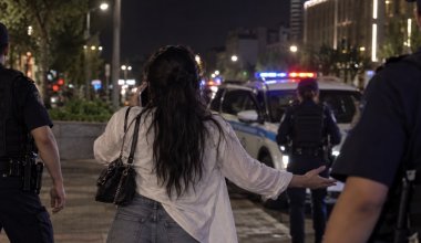 В Шымкенте пьяная женщина выдала себя за сотрудницу полиции