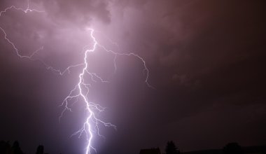 Казахстан накроют грозы и сильный ветер: прогноз погоды на 18 сентября