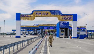 Границу Казахстана с Китаем временно закроют для автомобилей