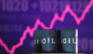 Нефть снова дешевеет: Brent опустилась ниже $105