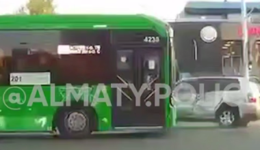 Девять человек пострадали в ДТП с автобусом в Алматы