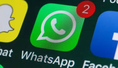 С октября казахстанский бизнес начнёт платить за ответы клиентам в WhatsApp