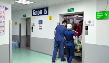 «Воду не откачивали»: в каком состоянии нашли выжившего после трагедии на Каспии