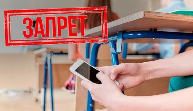 Телефон на уроке можно, но не всем: что изменится с 9 октября