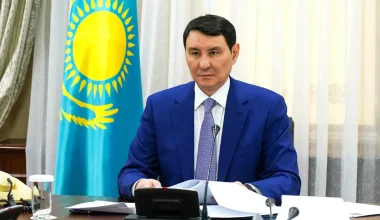 Экс-министр финансов Жамаубаев возглавил совет директоров фонда, который спасает банки