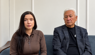 Иностранка из Конаева записала новое обращение после заявления об изнасиловании