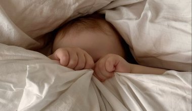 Няня расцарапала лицо малышу в детском саду на западе Казахстана