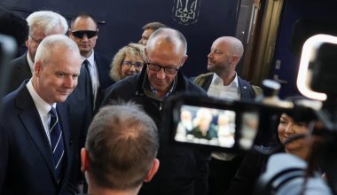 Мерц привез в Киев новый пакет помощи и глав оборонных компаний