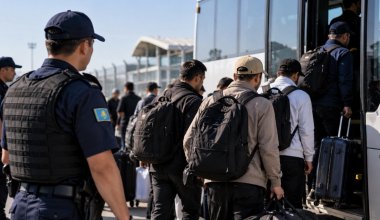Массовые проверки мигрантов: десятки иностранцев выдворили из Казахстана