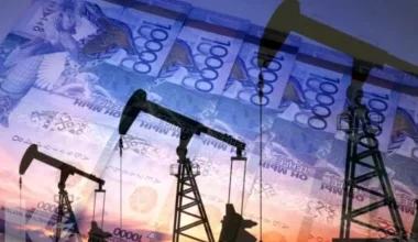 Нефть дорожает, тенге слабеет: экономист объяснил парадокс казахстанского валютного рынка