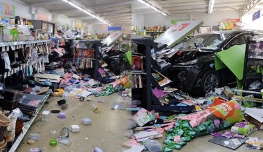 «У меня был приступ»: машина протаранила магазин в Алматинской области