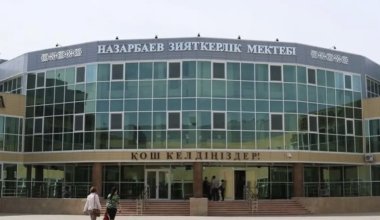 Преподавателя НИШ уволили после переписки с ученицей: появились новые подробности