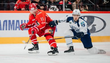«Барыс» потерпел третье поражение подряд в КХЛ