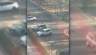 Выбросивший мусор на парковке в Алматы водитель пойдёт под суд