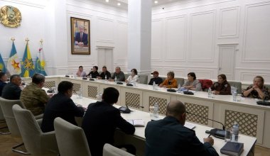 Родные погибших солдат пришли за ответами к новому министру обороны