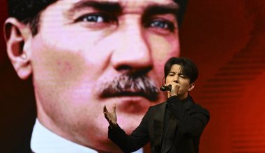 Димаш выступил перед лидерами тюркских стран