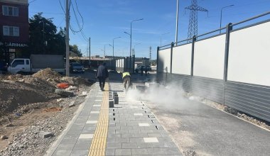 За брусчатку и арыки массово наказывают строителей в Алматы