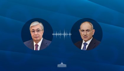 Пашинян поздравил Токаева с успешным проведением выборов